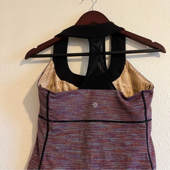 Lululemon Women's Black March Multi Colored Rainbow Stripped Scoop Neck Tank 8 - Picture 7 of 11